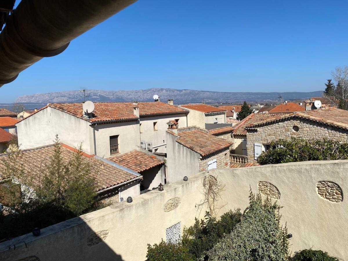 Chateaux Demeures Vallee De L'Arc Trets Exterior photo