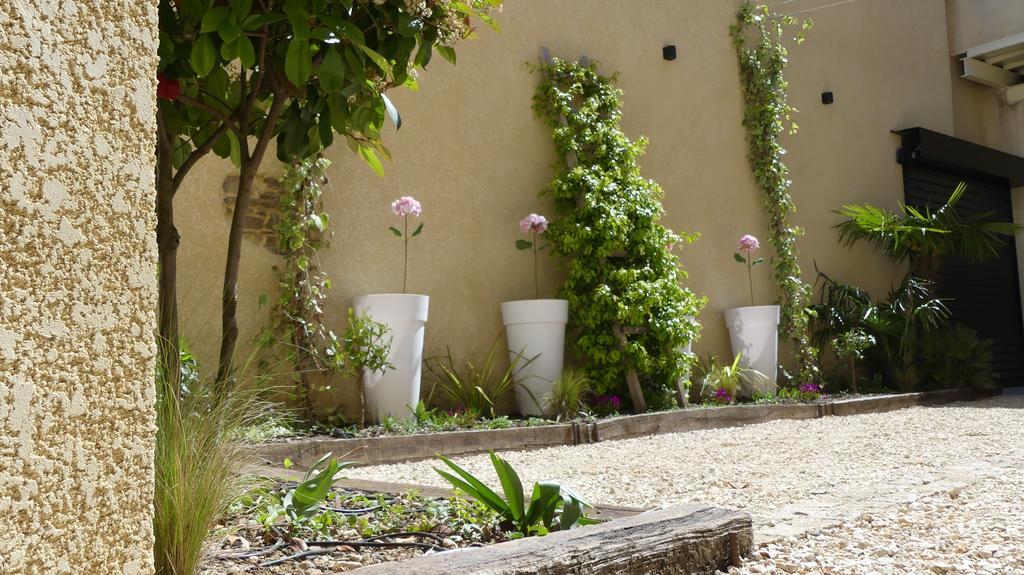 Chateaux Demeures Vallee De L'Arc Trets Exterior photo